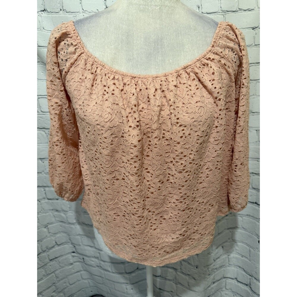 NWT Hollister Pink Floral Lace Half Sleeve Crop Top Size Large